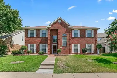 Image de Fully Updated Retreat | Mins to Lake! 5 Bathrooms