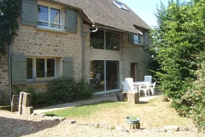 Image de Meublé 3 étoiles située dans un des plus beaux villages fleuris