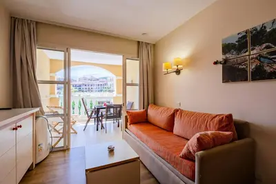 Image de Studio climatisé + coin cabine 4 personnes - Confort
