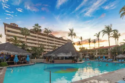 Image de Ocean Retreat-3 min walk to Medano-1st Flr-Gorgeous 2 bd/2 bth- Close to pool!