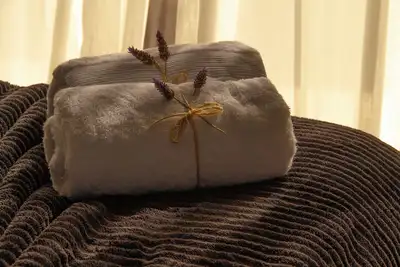 Image de Windows house - Minimalist house in the mountains