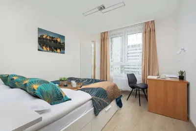 Image de Łaszkiewicza 8a | Kraków Apartment | Parking