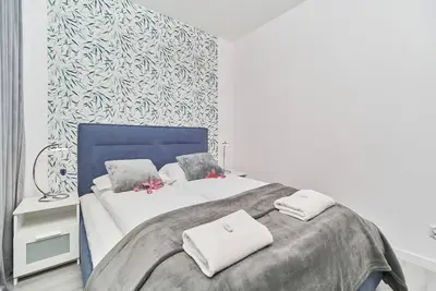 Image de Kościuszki 130 Wrocław | Modern Apartment with Bright Interior | Parking | Furni