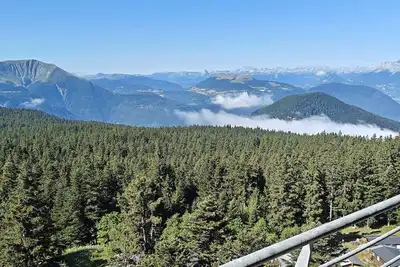 Image de charmant appartement 6 couchages a 100m des pistes, calme, et superbe vue