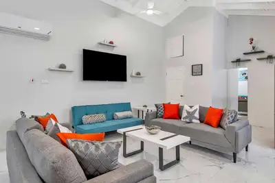 Image de Coastal Pleasures 2-Bedroom