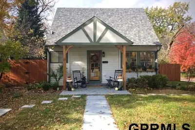 Image de Contemporary Cottage 5 min walk to major bike path