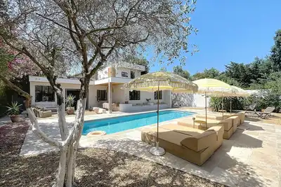 Image de Maison N8 Arles - 5mns du centre, location saisonnière dans un cadre reposant!