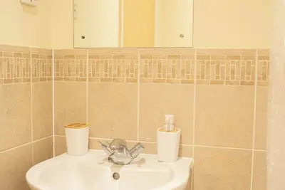 Image de Yellow Haven | Spacious 3 Bd 3 Bath | Free Parking