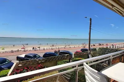 Image de Bel appartement pour 4 pers face mer.