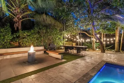 Image de Villa Venecia | Sand Terrace | Heated Pool | Waterfront