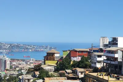 Image de 5Charming 3-bedroom apartment with fitness room and WiFi in vibrant Valparaíso