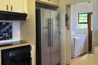 Image de 3-Bedr Holiday Home, 5-min Walk to Beach, Seaview!