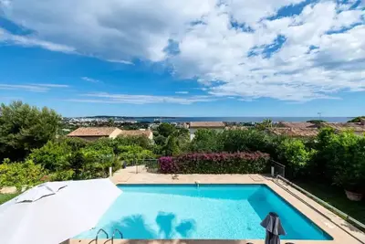 Image de Villa vue mer, piscine et grand jardin &ndash; Golfe-Juan