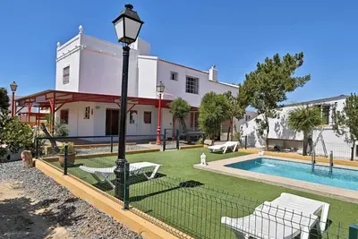 Image de 1000 M2 Garden House With Private Pool La Antilla
