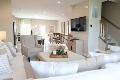 Image de Coastal Resort; Arcade, Pools, Pet-Friendly, Gym