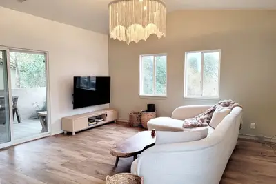 Chico Treehouse - 1/2 mile to Csuc