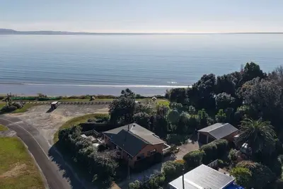 Image de Pohara Sands - Family Beach House