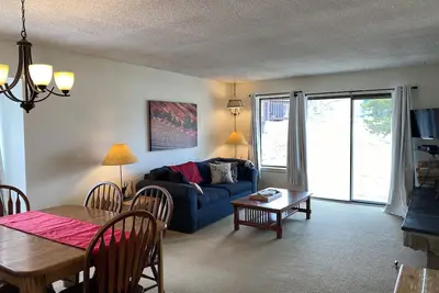 Image de Cozy 2-bedroom Fraser Condo directly on resort shuttle route