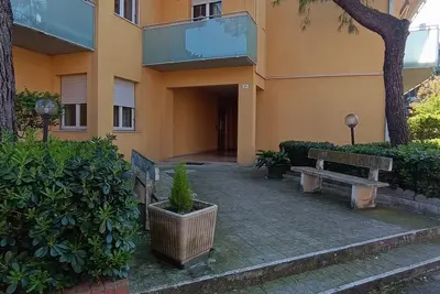 Image de Renovated apartment by the sea