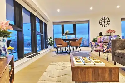 Image de Lux Penthouse -1 | Terrace| Wi-Fi | Free Parking