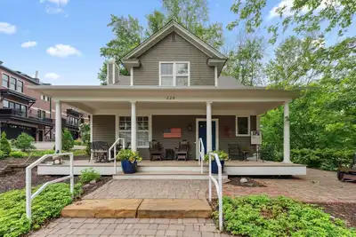 Image de Charming farmhouse with Ac in Wayzata