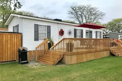 Image de Beautiful cottage in Niagara on the Lake (Vine Ridge Resort)