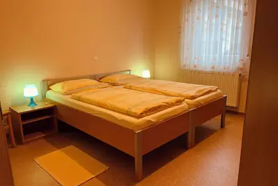 Image de Barrier-free vacation apartment (ground floor) at the Ferienhof an der Stadtmauer Merkendorf