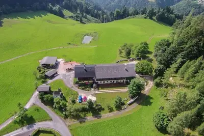 Image de Étable avec sauna privé