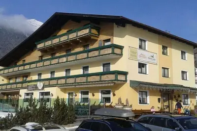 Image de Edelweiss | Centre équestre Alpine Appart