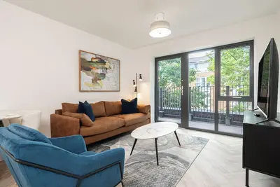 Image de Birchgrove Pepperpot Exclusively for 65s