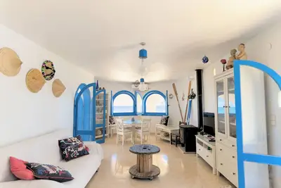 Image de Beachfront villa | La Brisa Azul