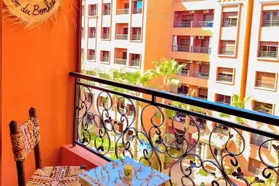 Image de New & Chic – Piscine, Balcon