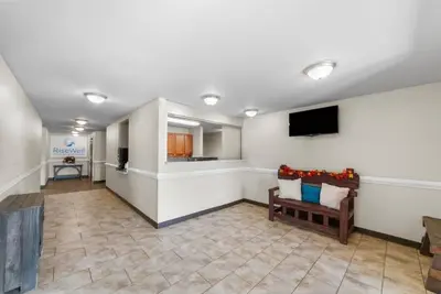 Image de 4 Kitchen Suites | Pleasanton, Tx Near Downtown