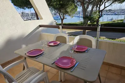 Image de Port Camargue Rivage d'Ulysse vue mer -piscine-tennis accès direct à la plage