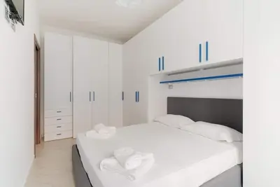 Image de GuestHost - Bright Apartment near Mm2 Lambrate