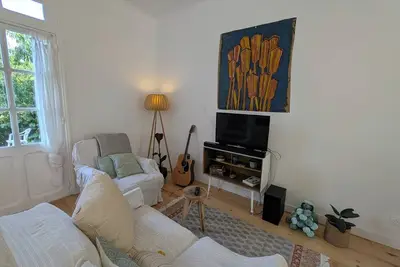 Image de Duplex pour 4 avec jardin à 2 minutes de la Bidassoa, près de la gare d'Hendaye.