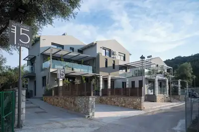 Image de Villa – Elegant & Serene Hideaway | September15 Suites