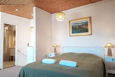 Image de Duplex 2-bedroom apartment in enchanting Keszthely with Ac, WiFi and balcony