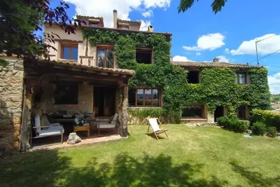 Image de Maison de Vacances 'La Casa Del Herrero' avec Vue sur la Montagne, Jardin Privé et Wi-Fi