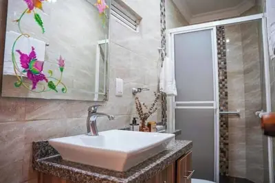 Image de Suitable for 4 people in Cali Vea