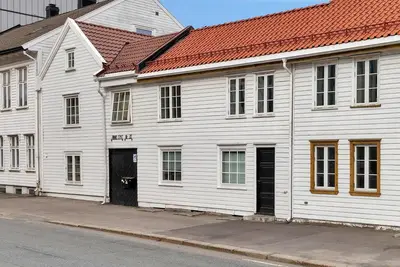 Image de 92m to Kvadraturen l Renovated 2025 l 24l7 checkin