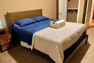 Image de Your Cozy Home Away from Home, in a gated neighborhood! ! !