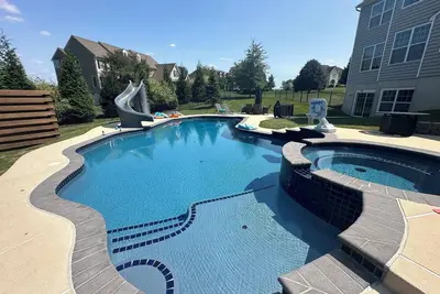 Image de Luxury Oasis with Resort-Style Pool, Spa & Outdoor Living — Just Outside Philly