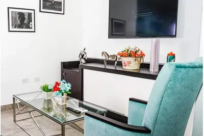 Image de 106 - Consulate Usa *Parking* Prague Apts 3 pax