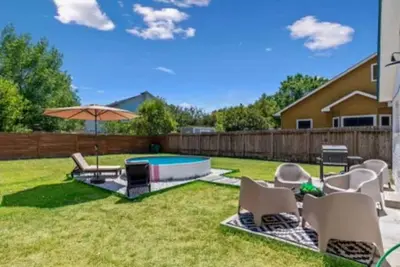 Image de 2 Combined Homes - 2 Private Pools - 16 Guests