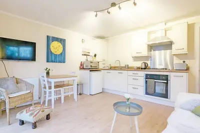 Image de Elm Lodge -  a lodge/cabin that sleeps 3 guests  in 1 bedroom