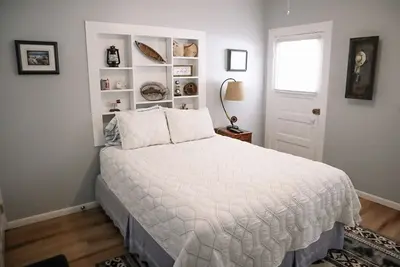 Image de Cabin near Mississippi with Pickleball court - Froggy's Hideaway