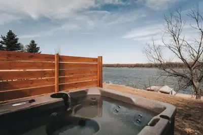 Image de Drifter Cabin|Riverview+ Sauna+ Hot Tub+ Pickleball