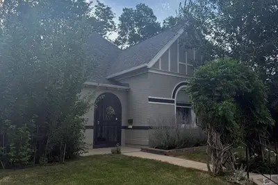 Image de Charming 3-bedroom house with WiFi/Ac. 1. 5 Block to Sloan's Lake
