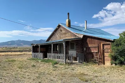 Image de Hunting Cabin, Authentic 1800's, Rustic, Miner's fishing and Hunting Cabin